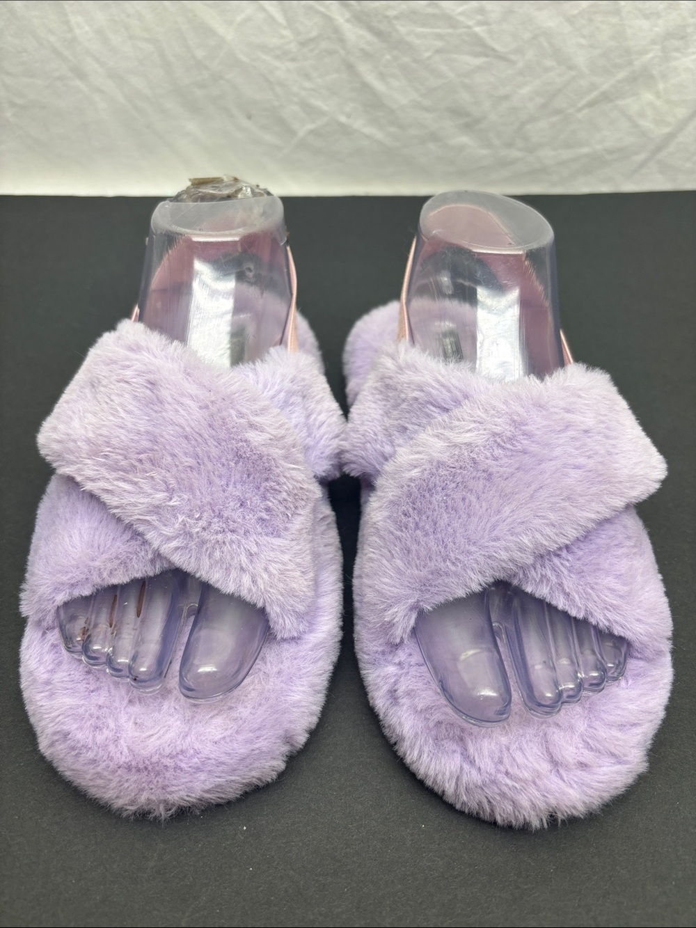 Kensie Plush Lavender Fuzzy Slide Slippers for Women, SZ 6/7, box 48